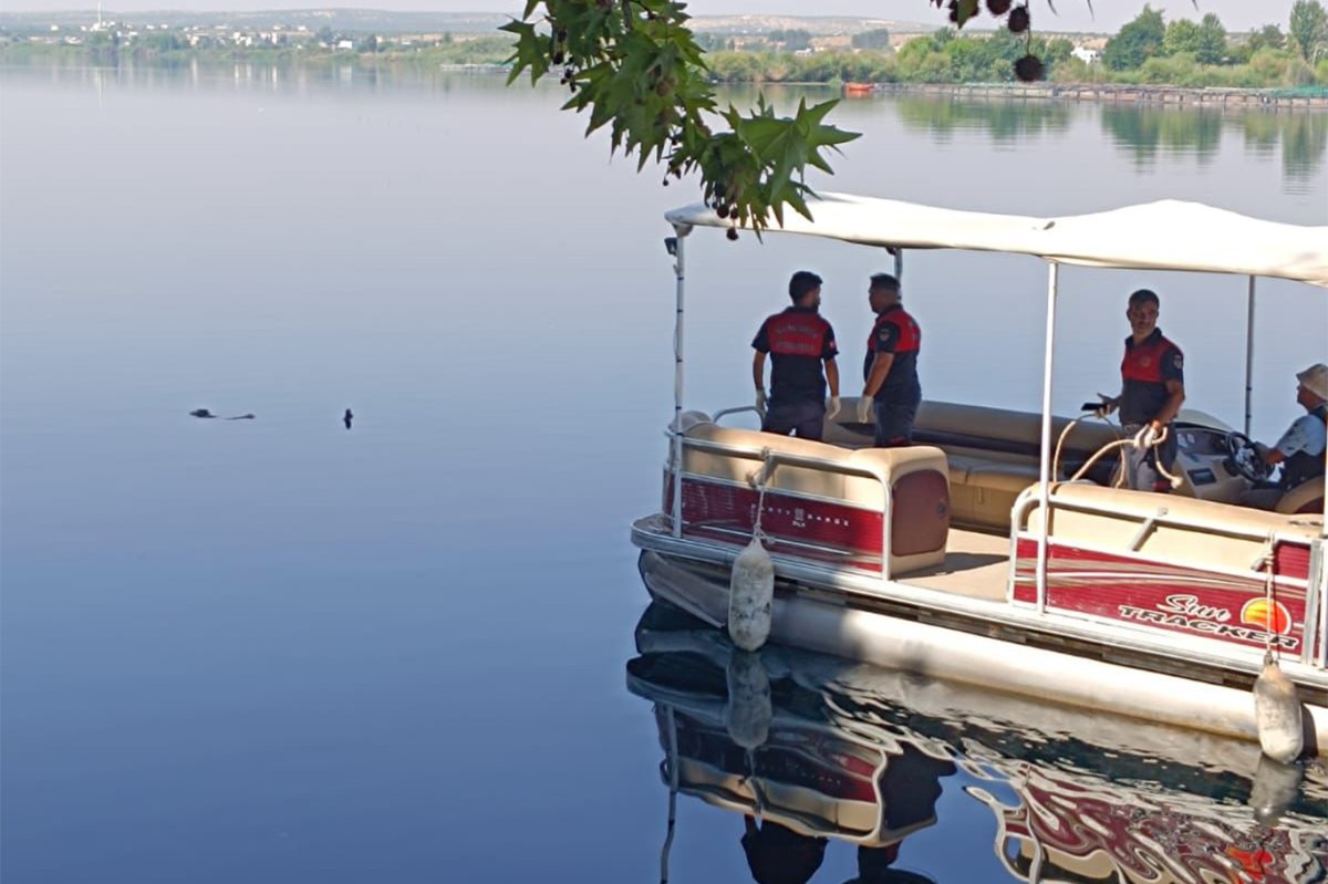Şanlıurfa’da Fırat Nehri’nde erkek cesedi bulundu