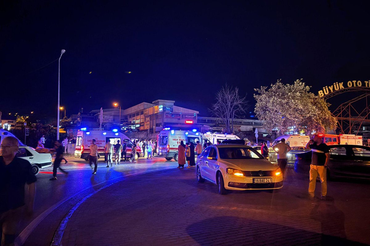 Bursa'da trafik kazası: 8 yaralı