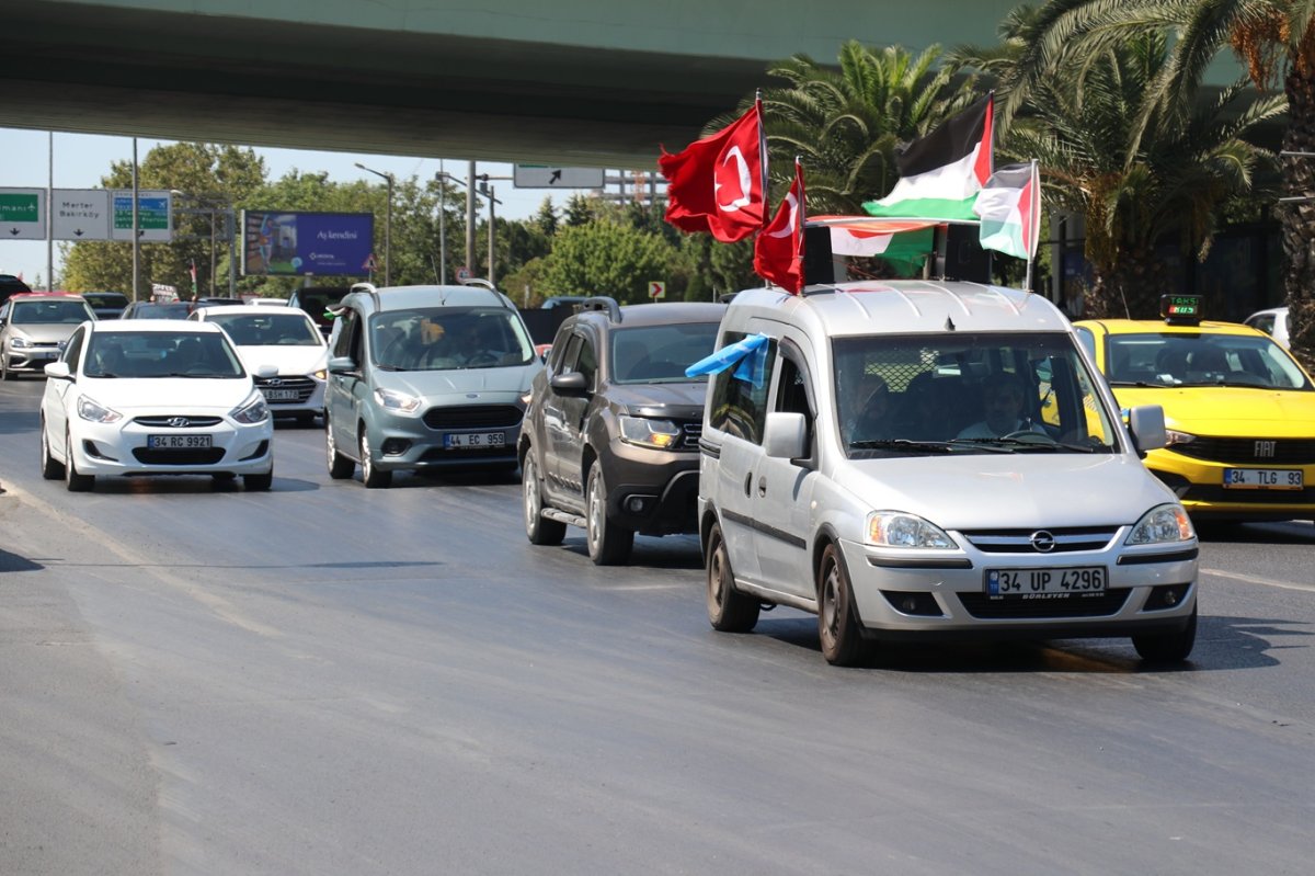 İstanbul'da Gazze için araç konvoyu