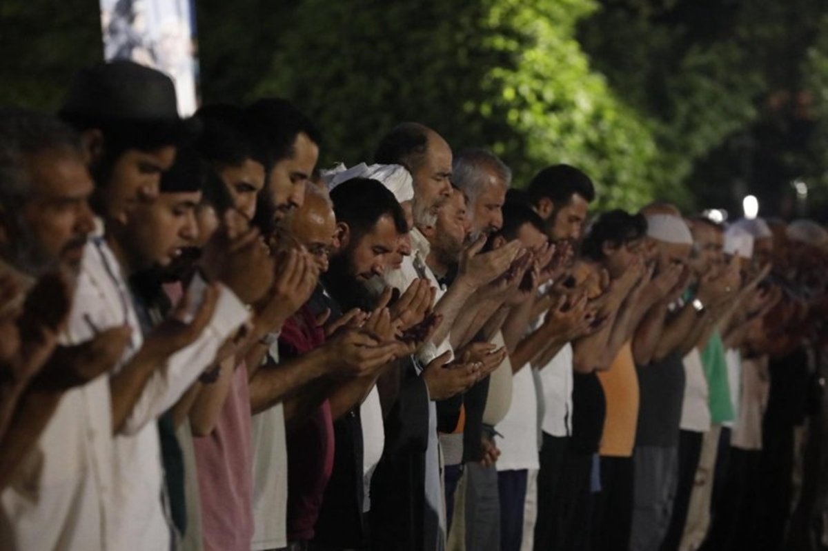 Saraçhane'de eller Gazze için semaya kalktı