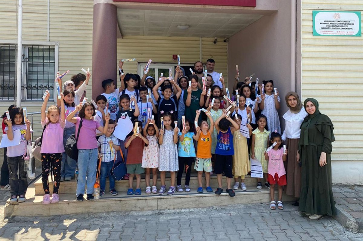 Batman'da diş hastanesinden çocuklara yönelik örnek uygulama