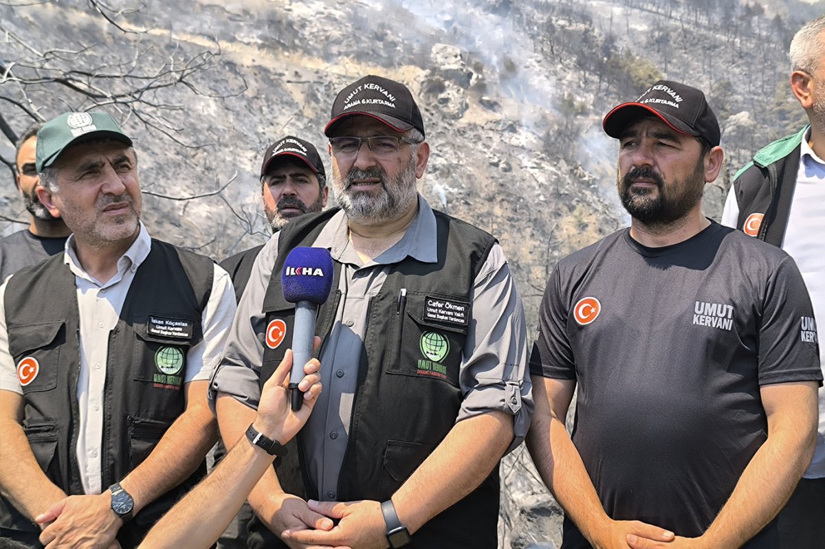 Umut Kervanı Bursa'da yangın bölgesinde