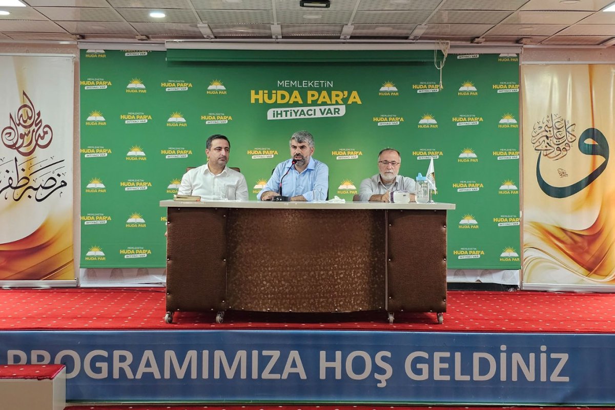 HÜDA PAR Milletvekilleri Batman'da teşkilat üyeleri ve gönüllülerle buluştu