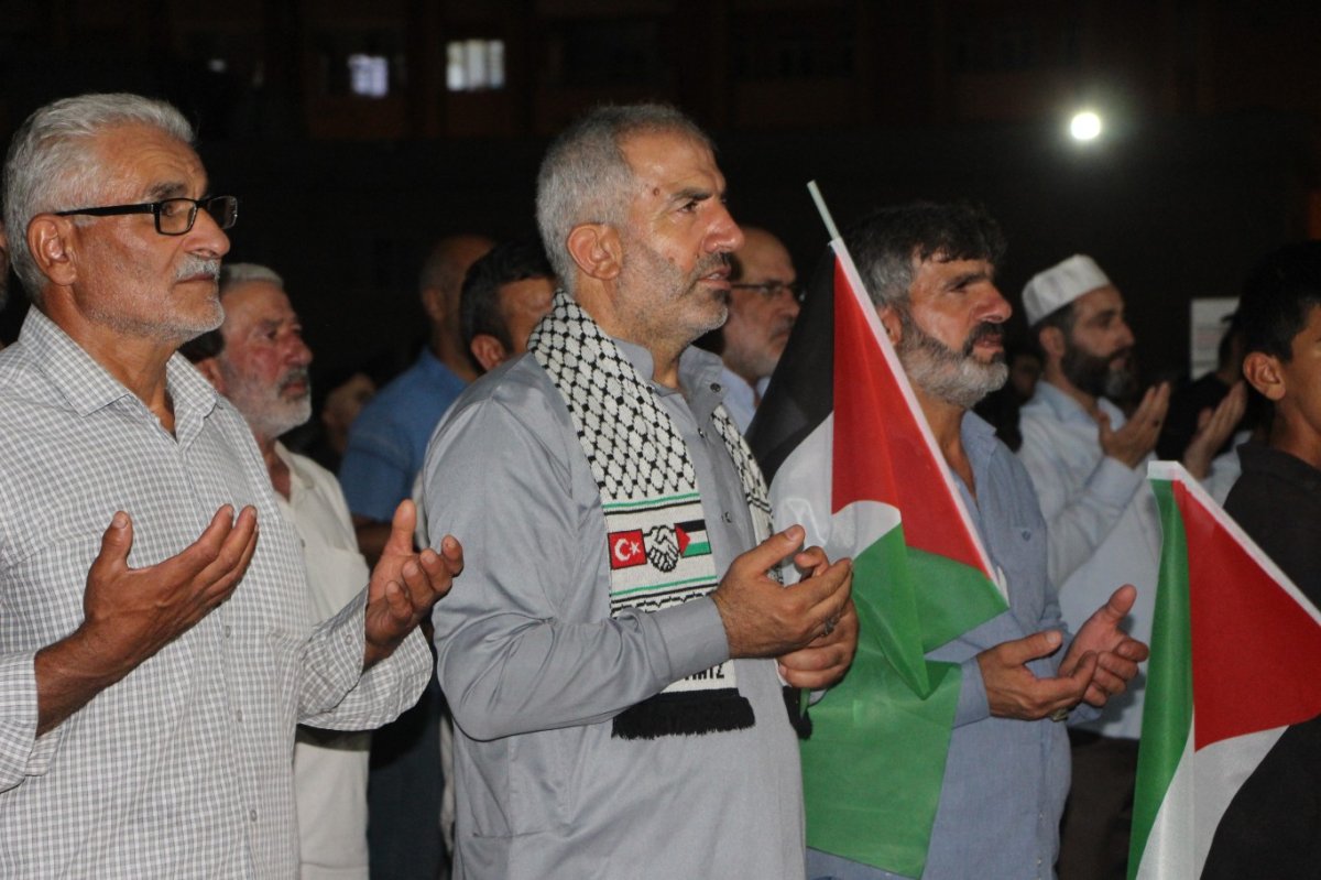 Kızıltepe halkı Gazze için meydanlarda: İslam ülkeleri büyük bir vebal altındadır