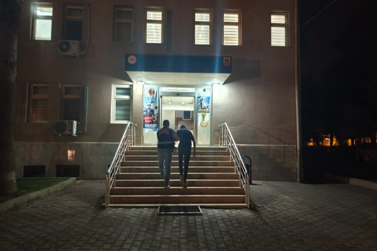 Anız yaktığını sosyal medyada paylaşan çoçuk gözaltına alındı