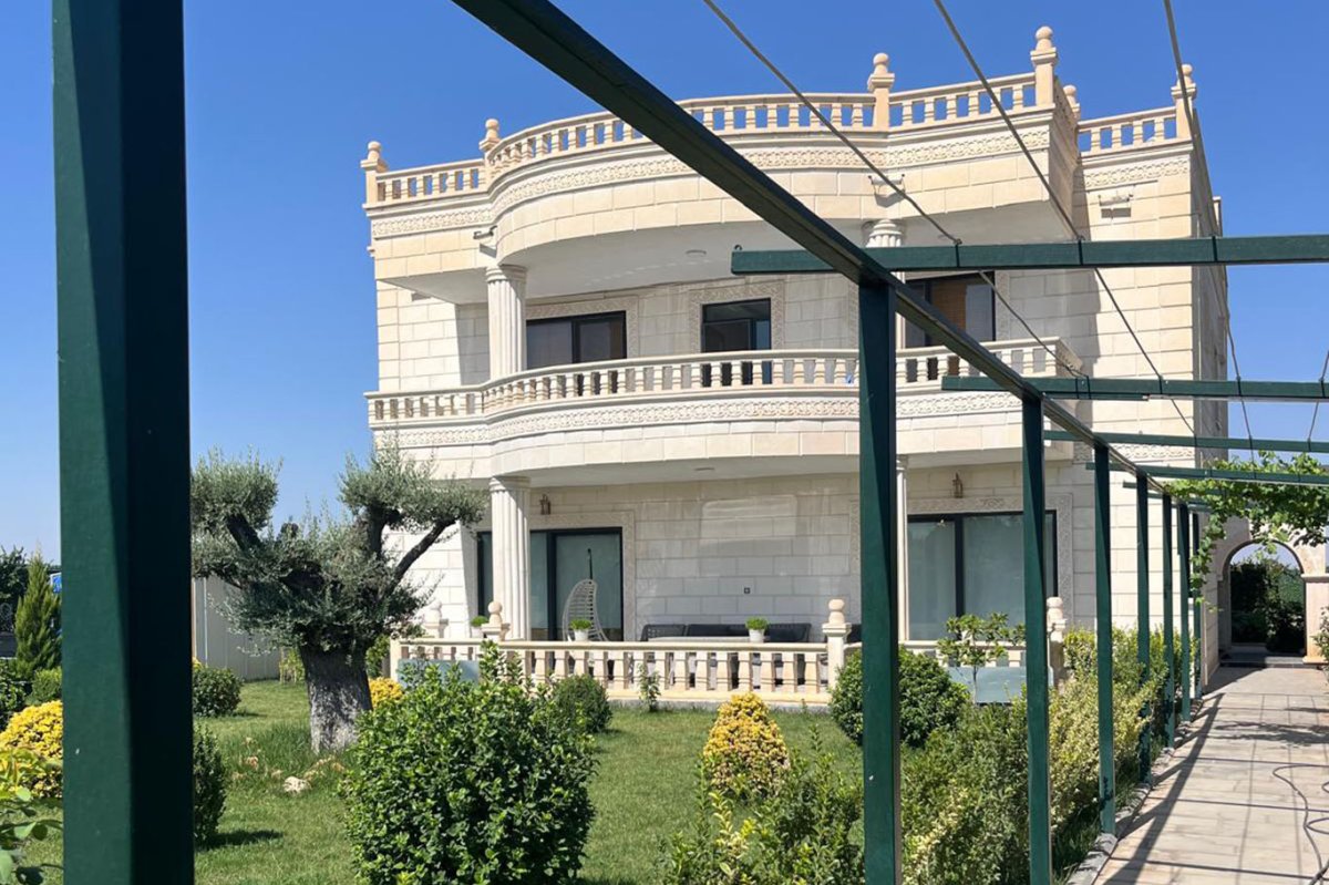 Batman'da kaçak yapı krizi büyüyor: TEBD Başkanı, milyarlık villaların yıkımını durdurmak için çözüm sundu