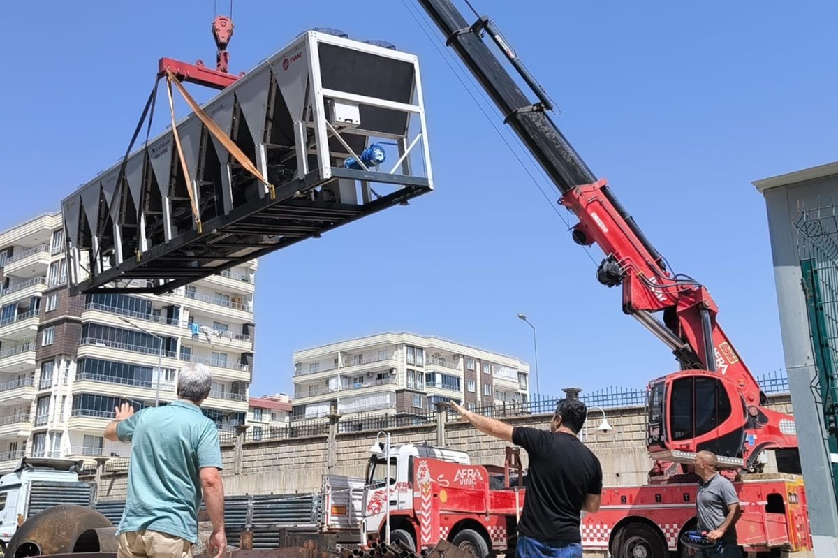 Siirt Eğitim ve Araştırma Hastanesi’nde klima sorunu gideriliyor