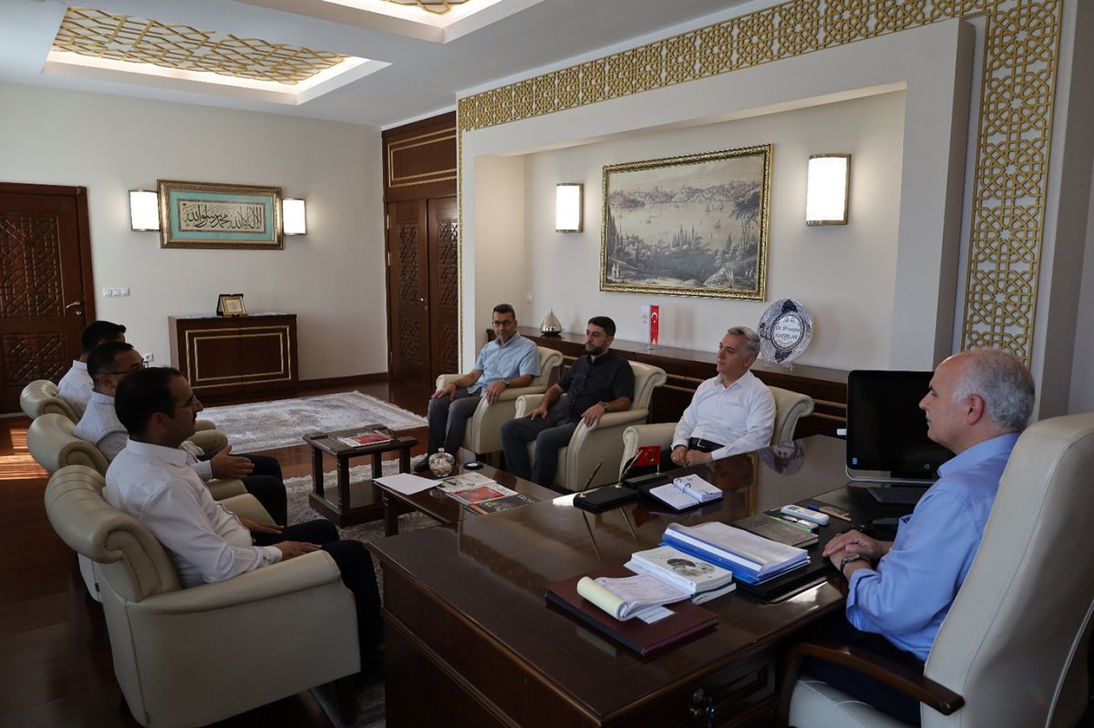 Gaziantep'te cami görevlileri kermesten elde ettiği geliri Gazze için bağışladı