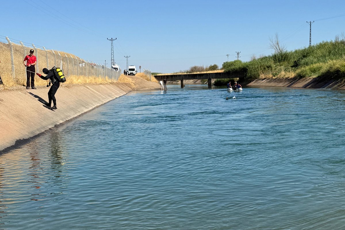 Serinlemek için girdiği su kanalında boğuldu