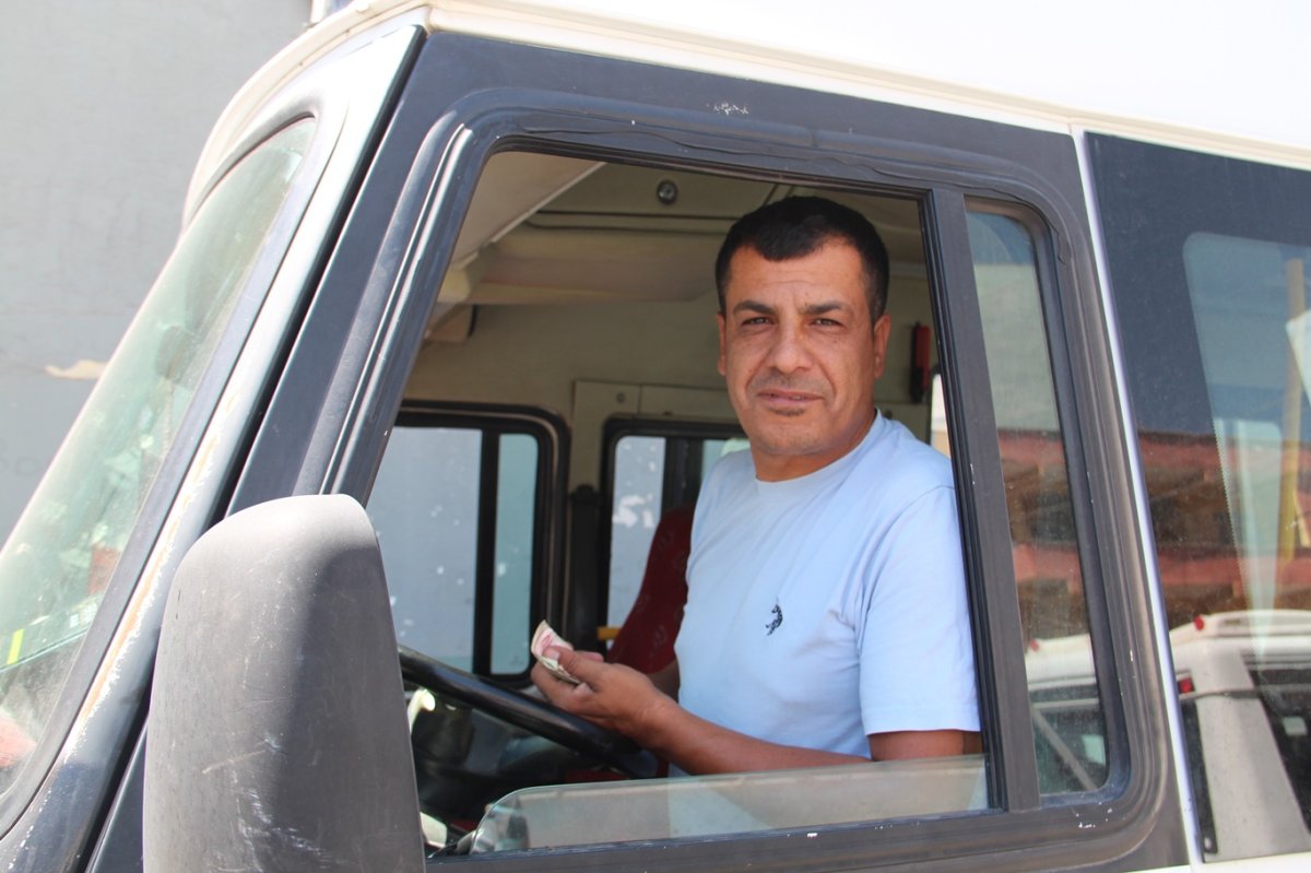 Bozuk yollar ve fahiş sanayi fiyatları minibüsçü esnafını zorluyor