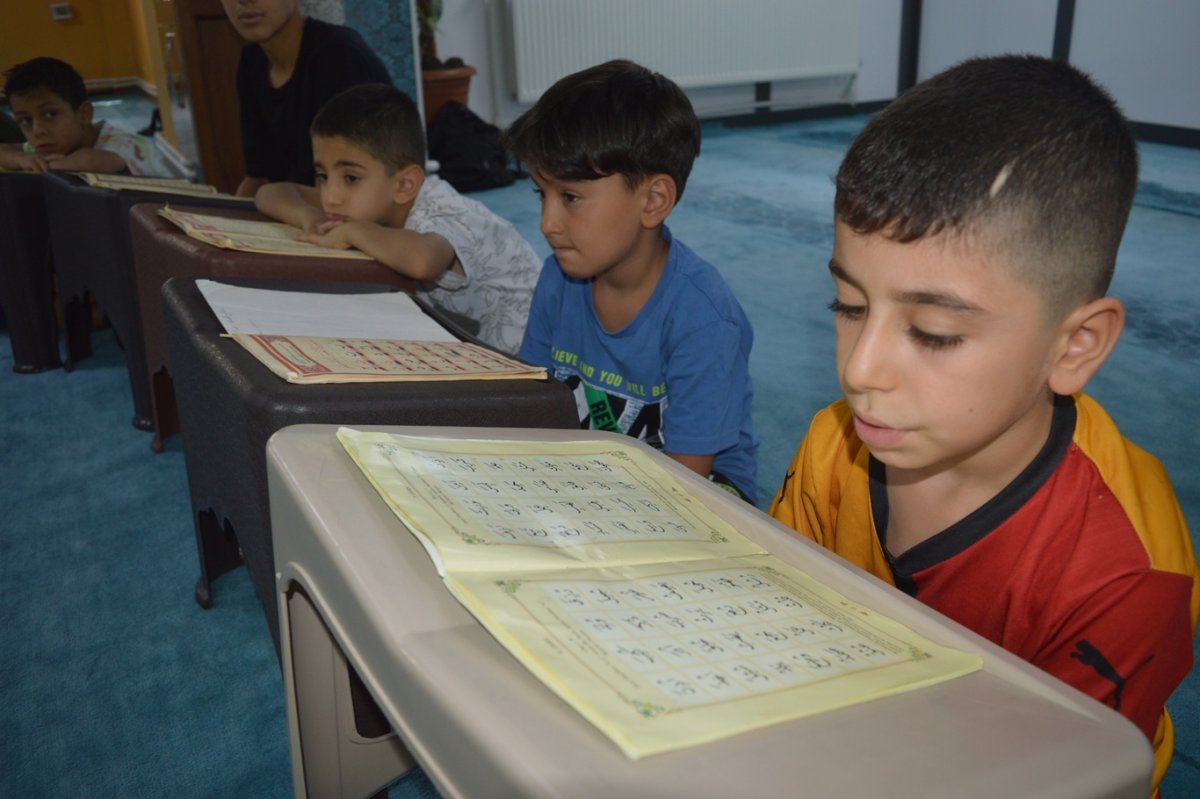 Müftü Pinal: Yaz Kur’an kursları ahlak krizine karşı kişilik inşası sağlıyor