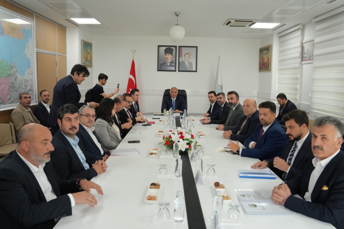 Kültür ve Turizm Bakanı Ersoy Bitlis'te konuştu