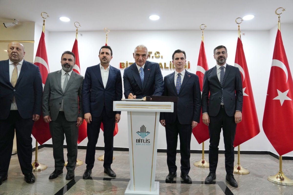 Kültür ve Turizm Bakanı Ersoy Bitlis'te konuştu