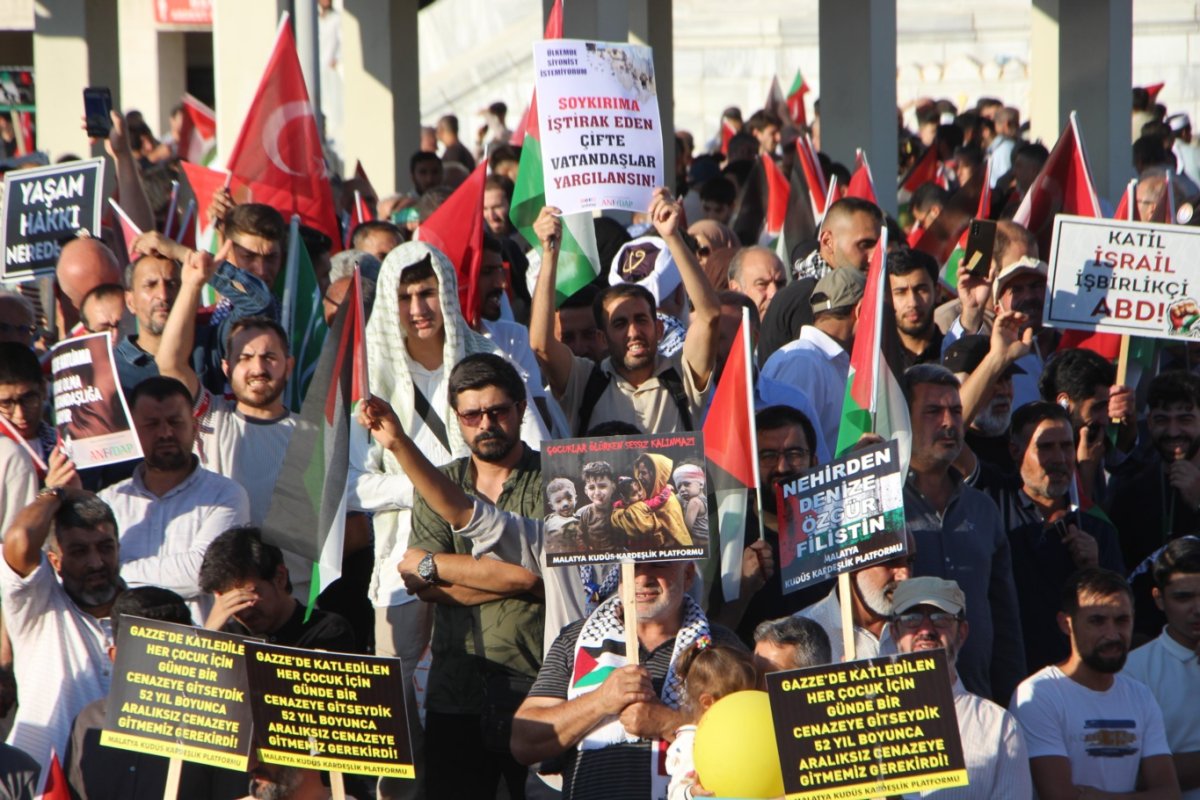 Ankara’da Gazze için on binler ‘artık yeter’ dedi