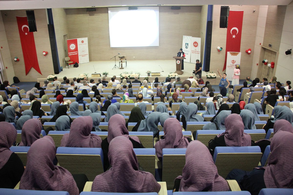 Gaziantep'te yaz Kur'an kurslarının kapanışı çeşitli etkinliklerle gerçekleştirildi