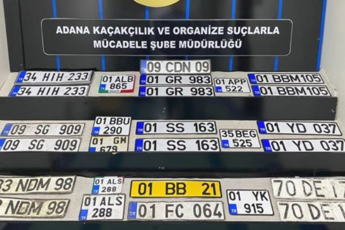 Adana'da oto yıkamacıya operasyon: 27 sahte plaka ele geçirildi