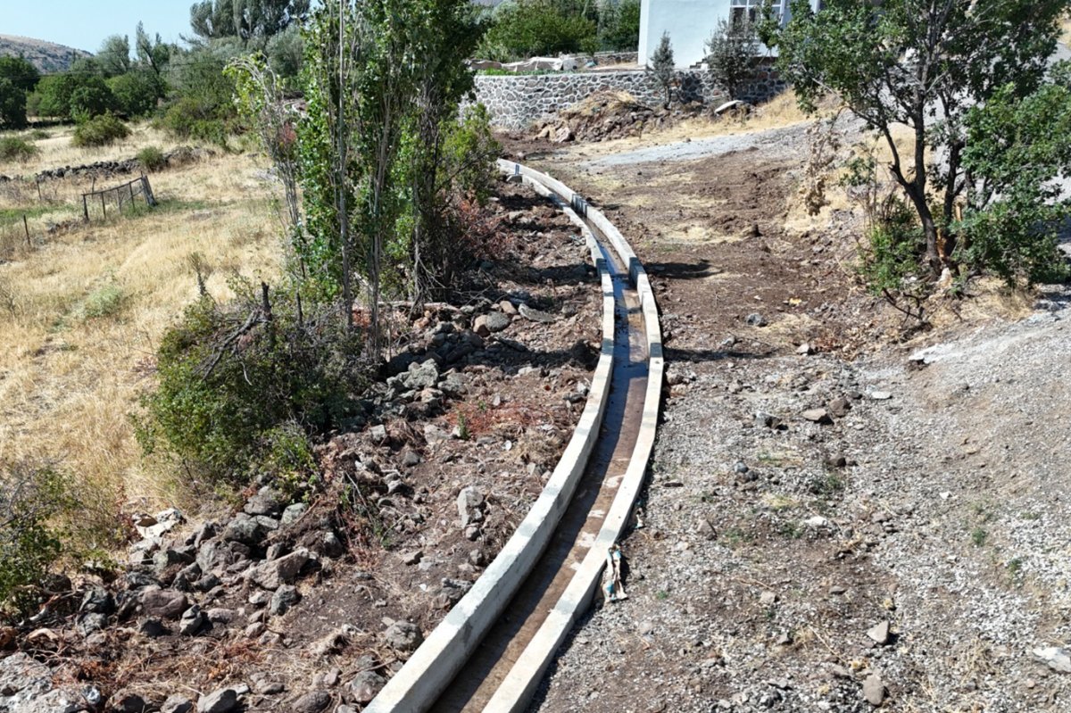 Malatya Büyükşehir Belediyesi yeni sulama kanalları inşa etti