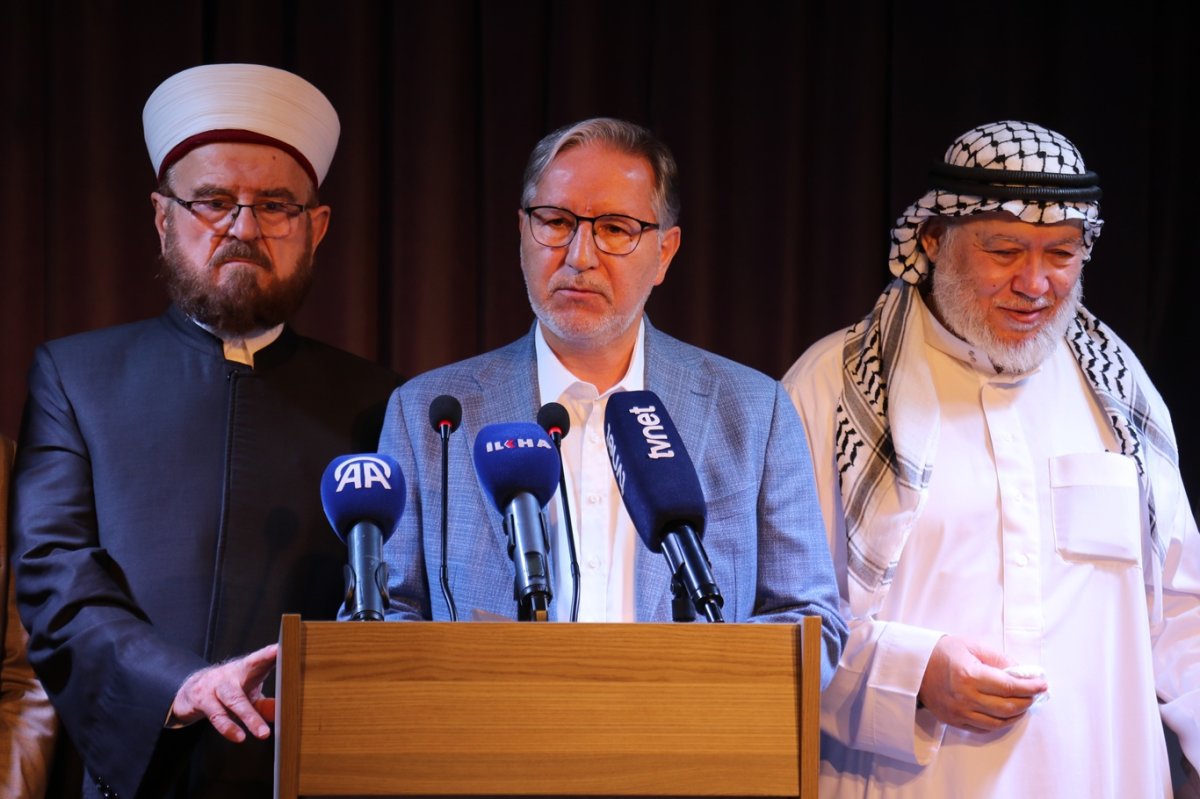 "İslami ve İnsani Bir Sorumluluk: Gazze" konferansı için Âlimler bir araya geldi