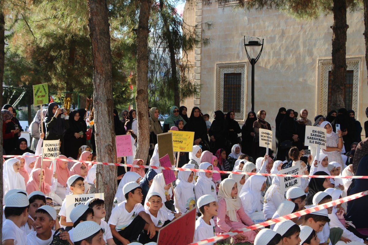 Mardin'de "Hayat Namazla Güzeldir" programının finali yapıldı