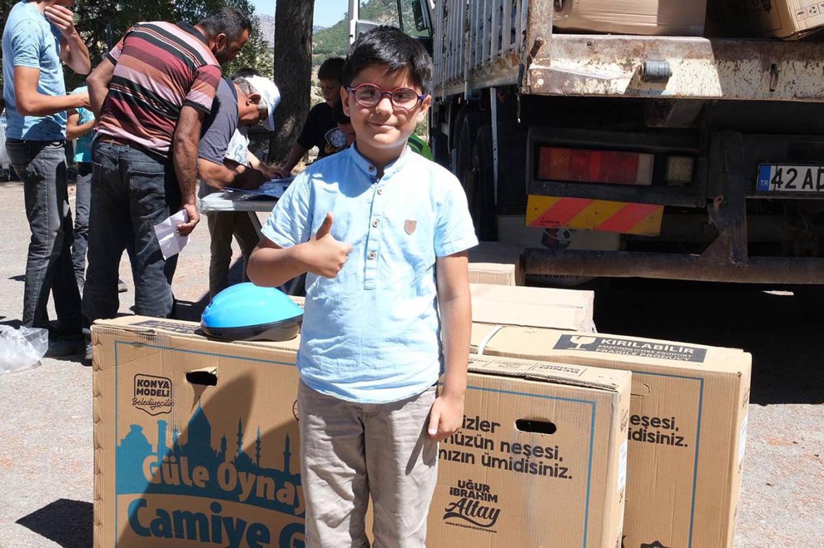 "Güle Oynaya Camiye Gel" projesiyle çocuklar camiyi sevdi