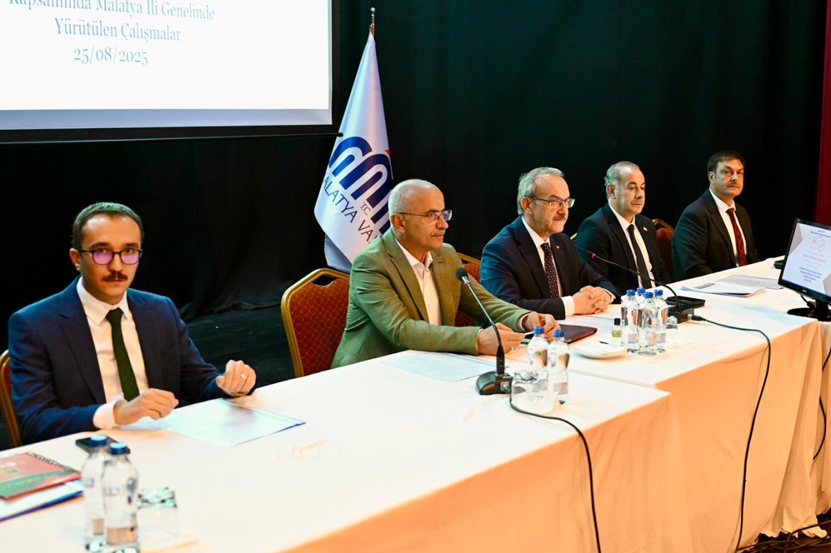 Malatya'da sokak hayvanları için çözüm arayışı toplantısı
