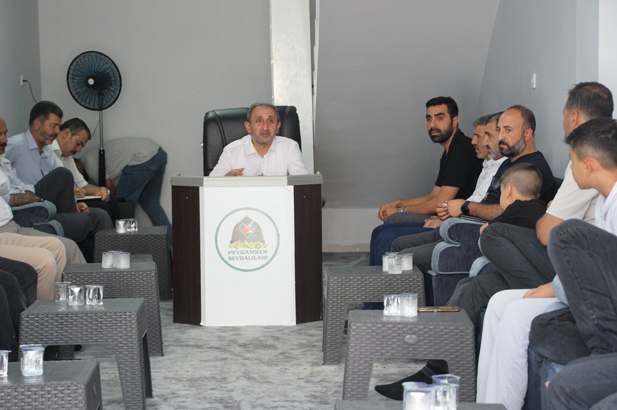 HÜDA PAR Genel Başkan Vekili Demir: Gaziantep'te vatandaşlarla bir araya geldi