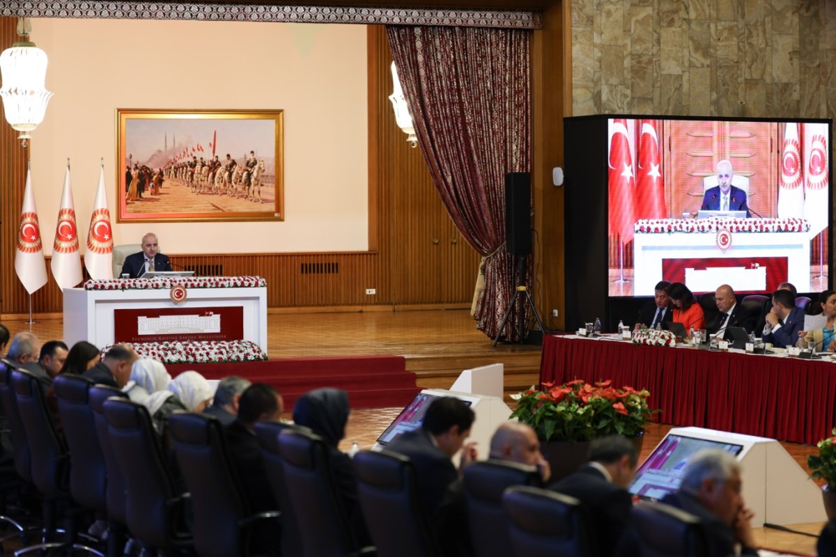 TBMM Başkanı Kurtulmuş: Türkiye modelini ortaya koymak bu komisyonun tarihi başarısı olacak