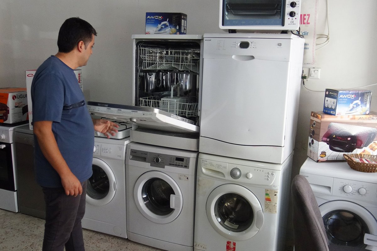 İkinci el eşya esnafı: İşlerimizin en yoğun olması gerektiği bu dönemde siftah yapamıyoruz!