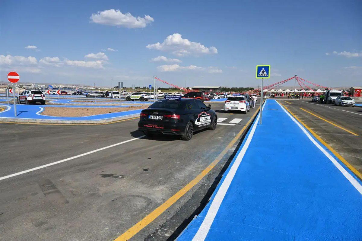 Batman'da sürücü akademisi ile trafik eğitimi yeni bir boyut kazanıyor