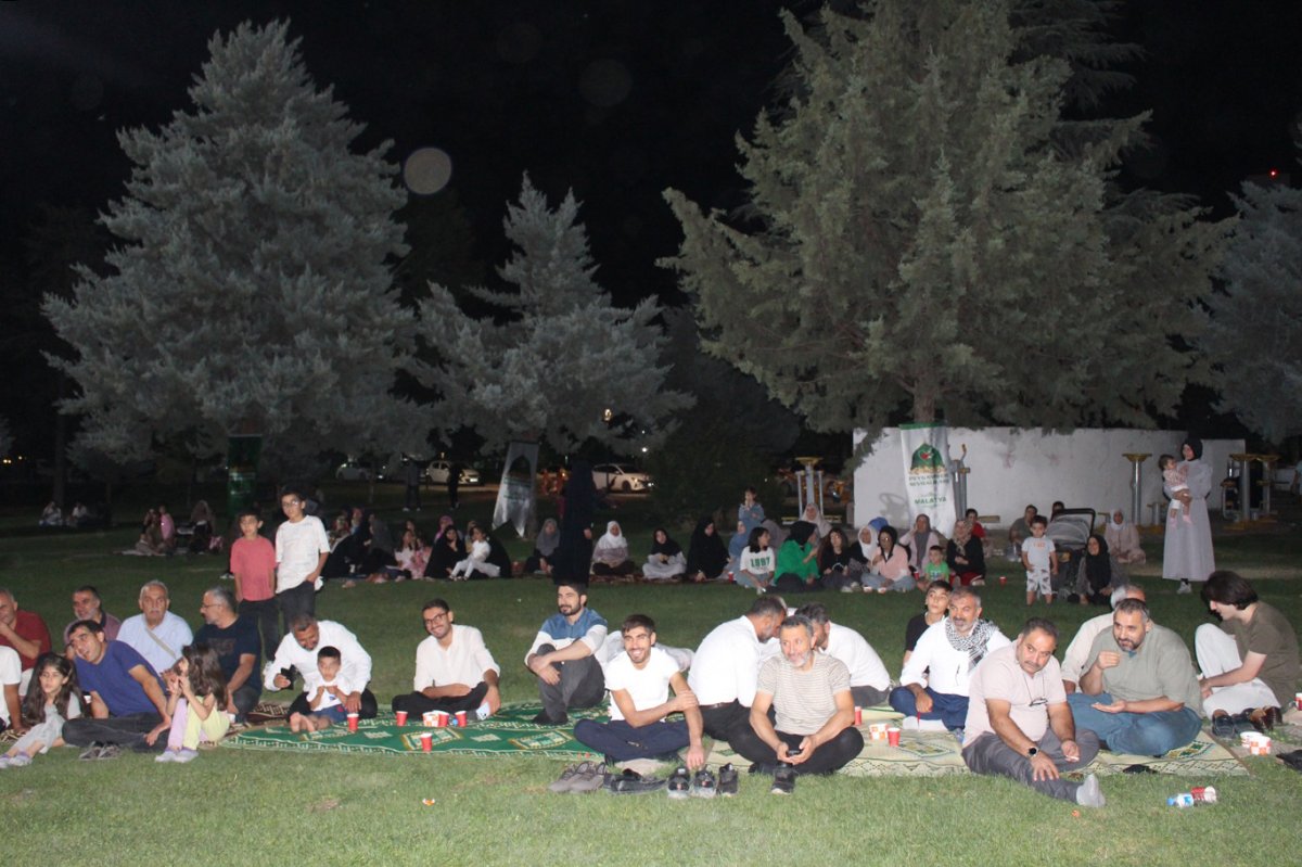 Malatya'da Peygamber Sevdalıları park buluşmaları sona erdi