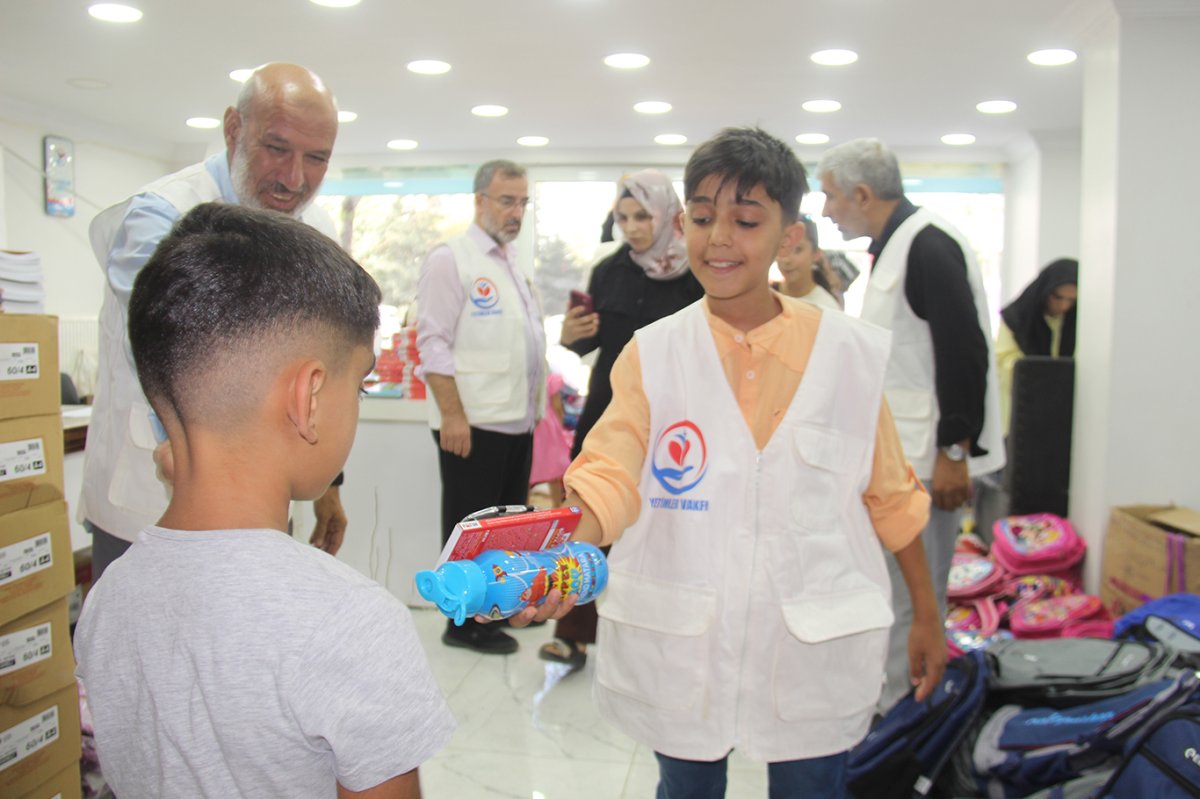 "Sen de Bir Yetimi Okut" kampanyası sevinç oldu