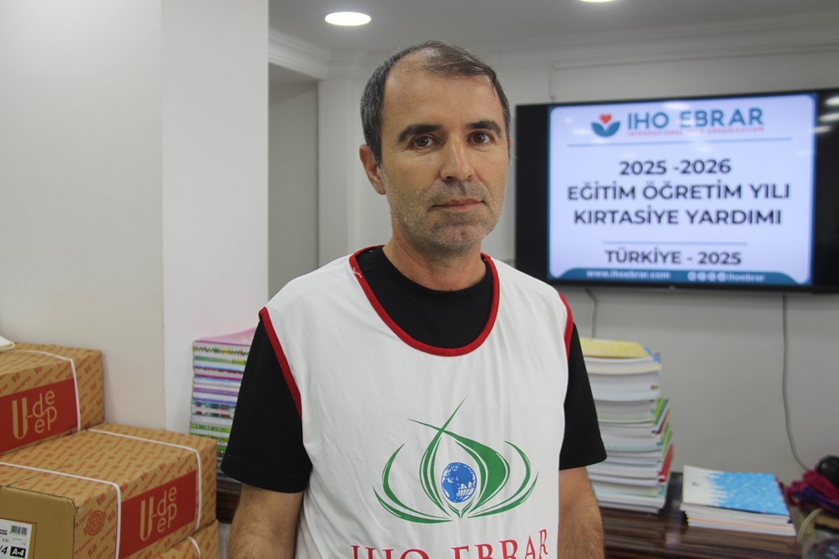 İHO Ebrar’dan yetim öğrencilere kırtasiye desteği