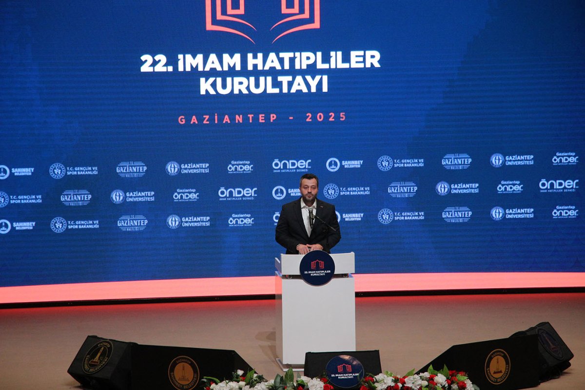Milli Eğitim Bakanı Tekin: Gazze'de her 52 dakikada bir çocuk hayatını kaybediyor