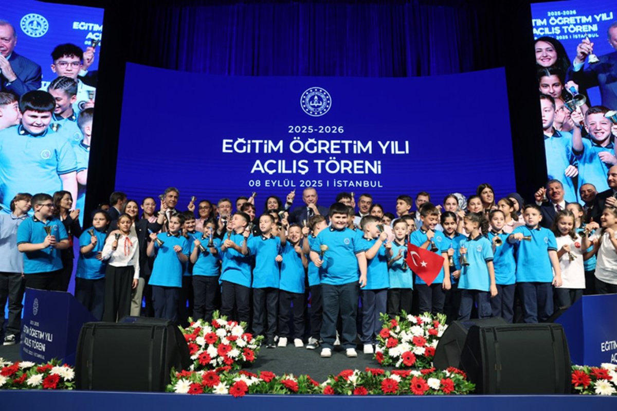 Cumhurbaşkanı Erdoğan: Eğitim öğretim faaliyetlerimizin ana teması aile ve yeşil vatan olacak