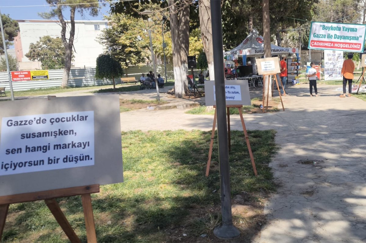 Suruç’ta Gazze için destek ve boykota çağrı çadırı kuruldu