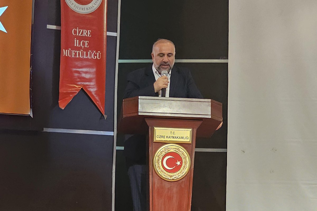 "Peygamber Efendimiz; iyi bir baba, iyi bir eş, iyi bir dede, iyi bir aile reisiydi"