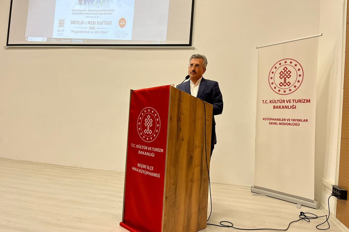 "Hazreti Peygamberin Aile Hayatı" konulu konferans gerçekleştirildi