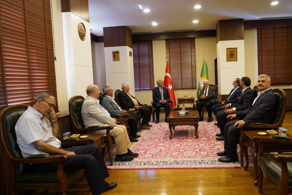 Kürdistan Sosyalist Partisi'nden HÜDA PAR'a ziyaret