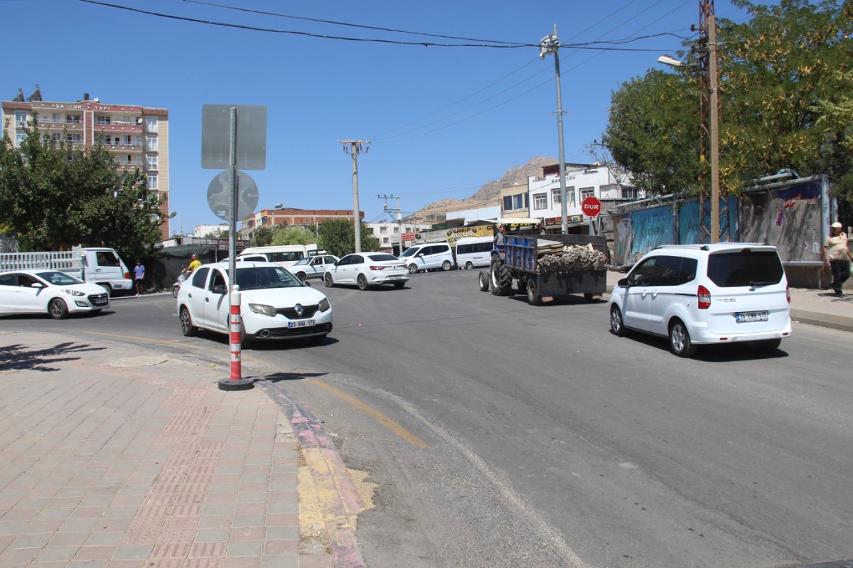 HÜDA PAR İlçe Başkanı Uşar’dan Yetkililere Çağrı: "Bu kavşağa acilen çözüm gerekli!"