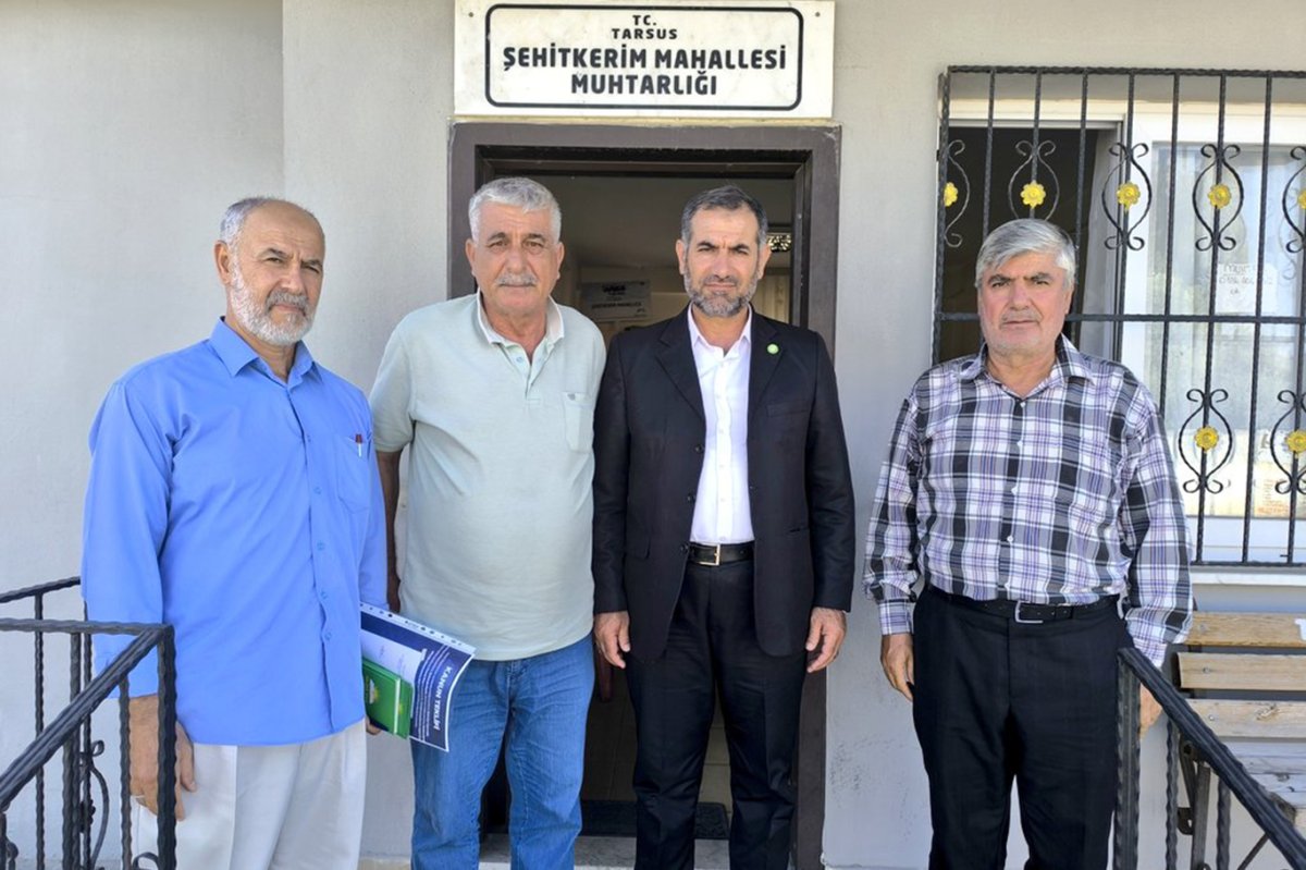 HÜDA PAR Tarsus İlçe Başkanlığı heyeti muhtarlar ve esnafla bir araya geldi.