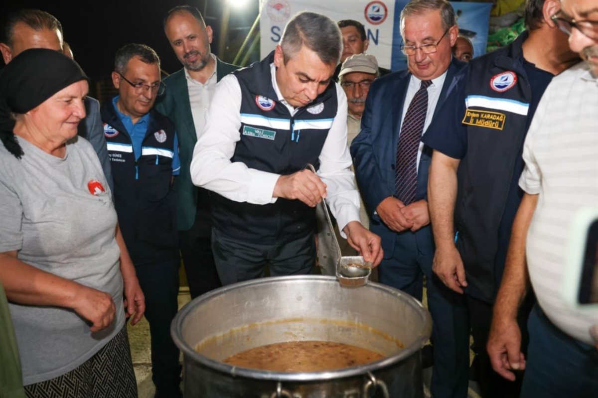 Mersin’de su ürünleri av sezonu törenle açıldı