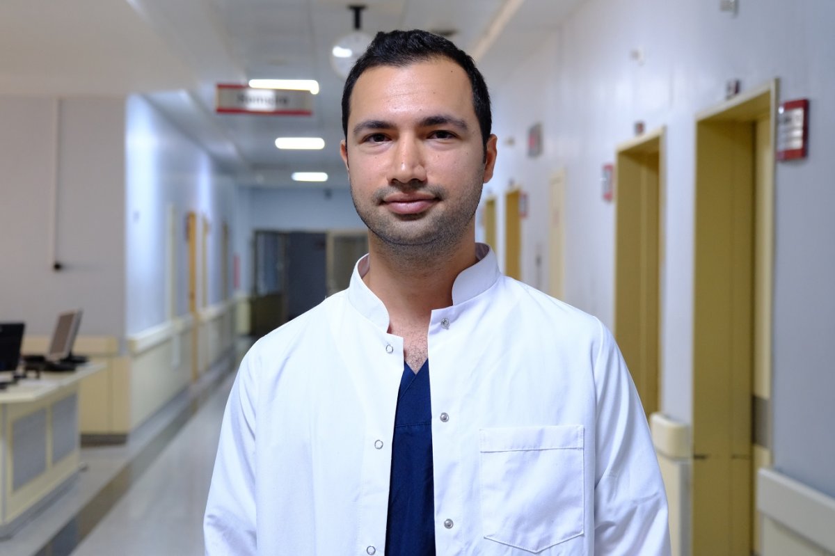 15 yıldır yüz felci olan kadın Van’da sağlığına kavuştu