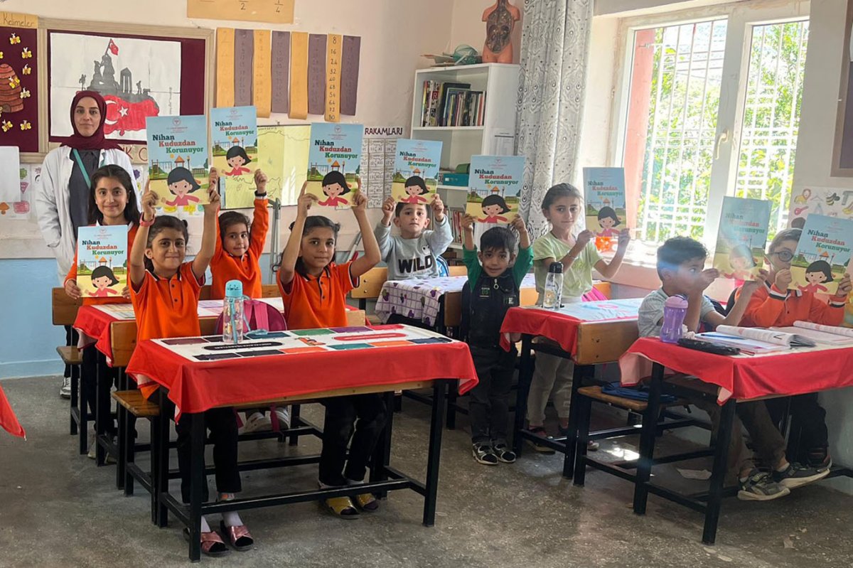 Batman'da köy okullarında kuduz farkındalığı etkinliği