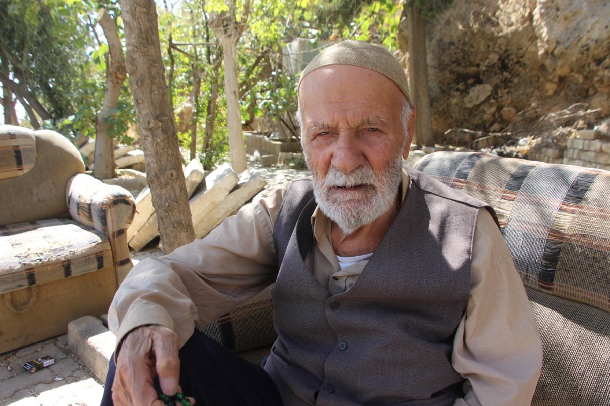 91 yaşındaki Kadir Dede'den, şükür ve kanaat dersi
