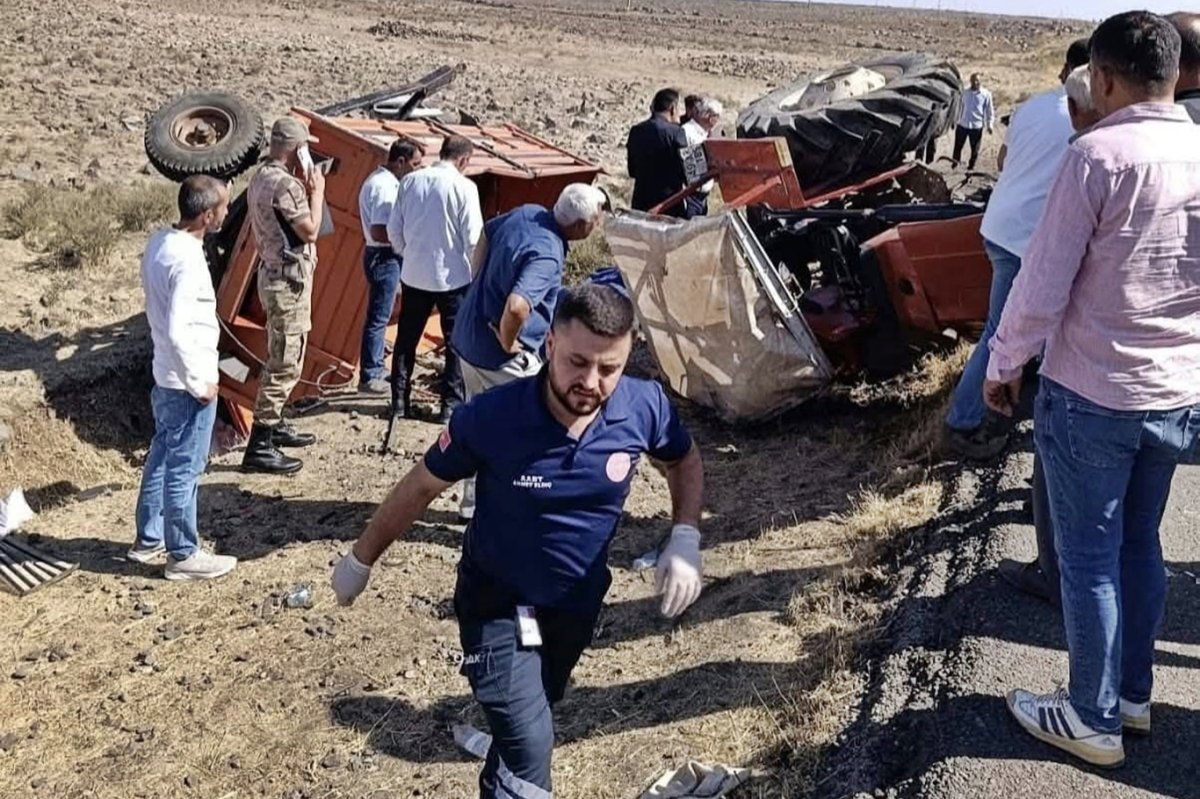 İdil’de traktör devrildi: 1 ölü, 4 yaralı