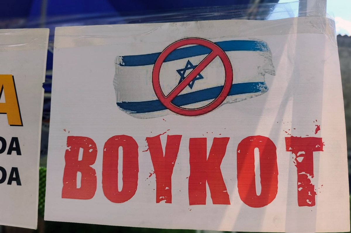 Adanalılar: Siyonist çifte vatandaşlar içimizde birer ajan gibi dolaşıyor