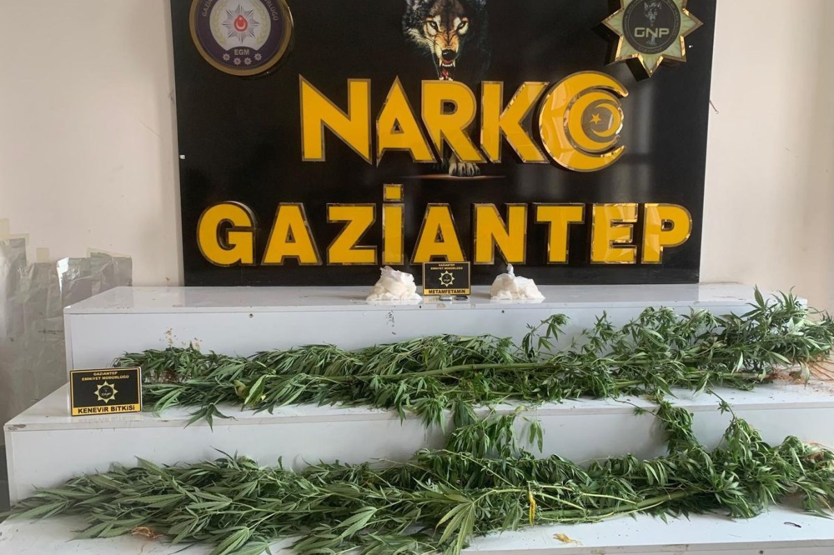 Gaziantep'te uyuşturucu operasyonlarında çok sayıda madde ele geçirildi