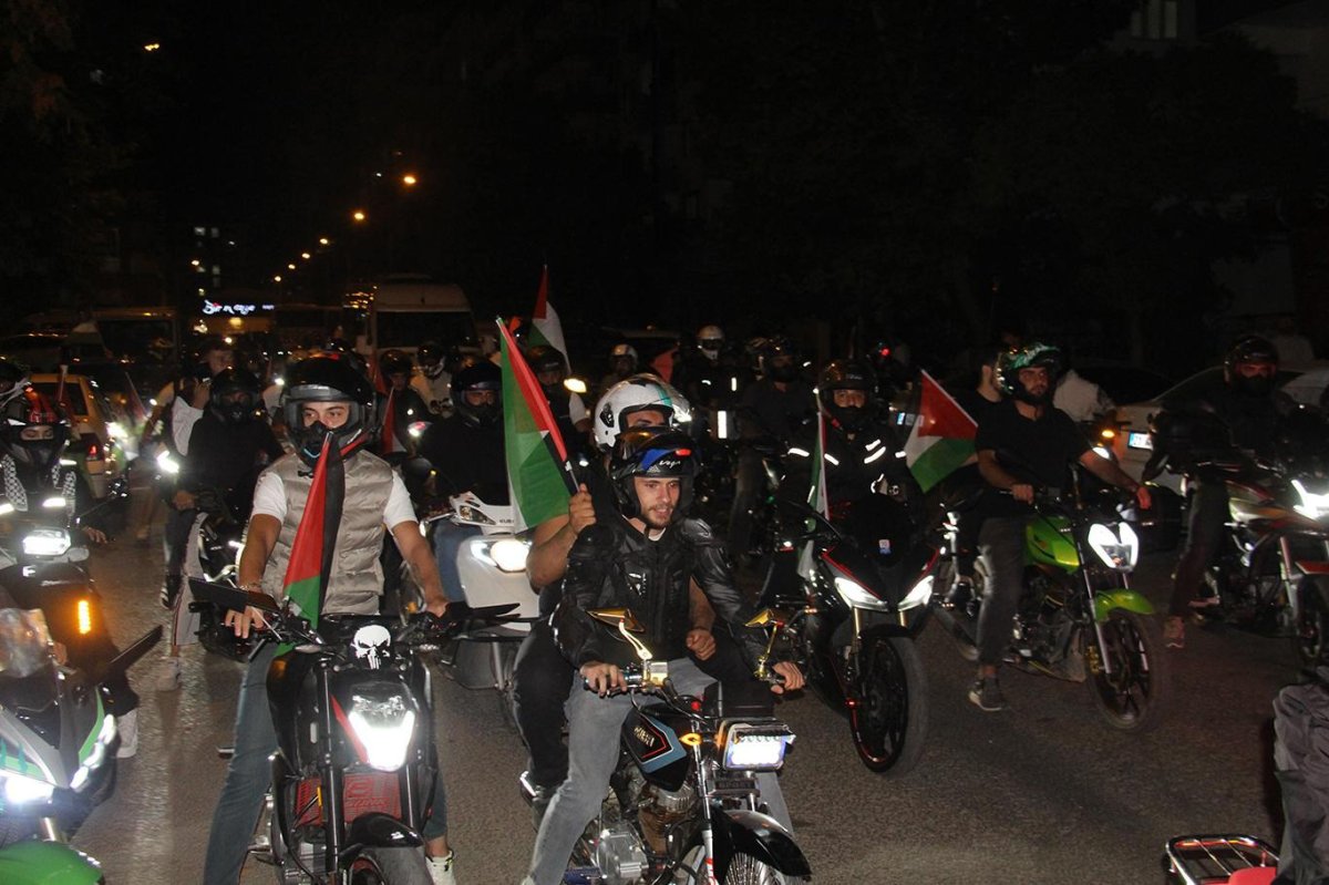 Diyarbakır'da motosiklet sürücülerinden Sumud Filosu'na destek