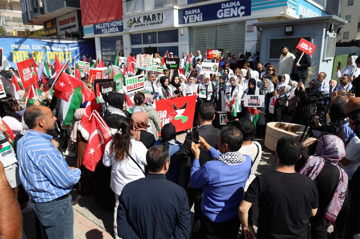 Şanlıurfa’da kadınlardan Gazze için “sessiz çığlık” zinciri