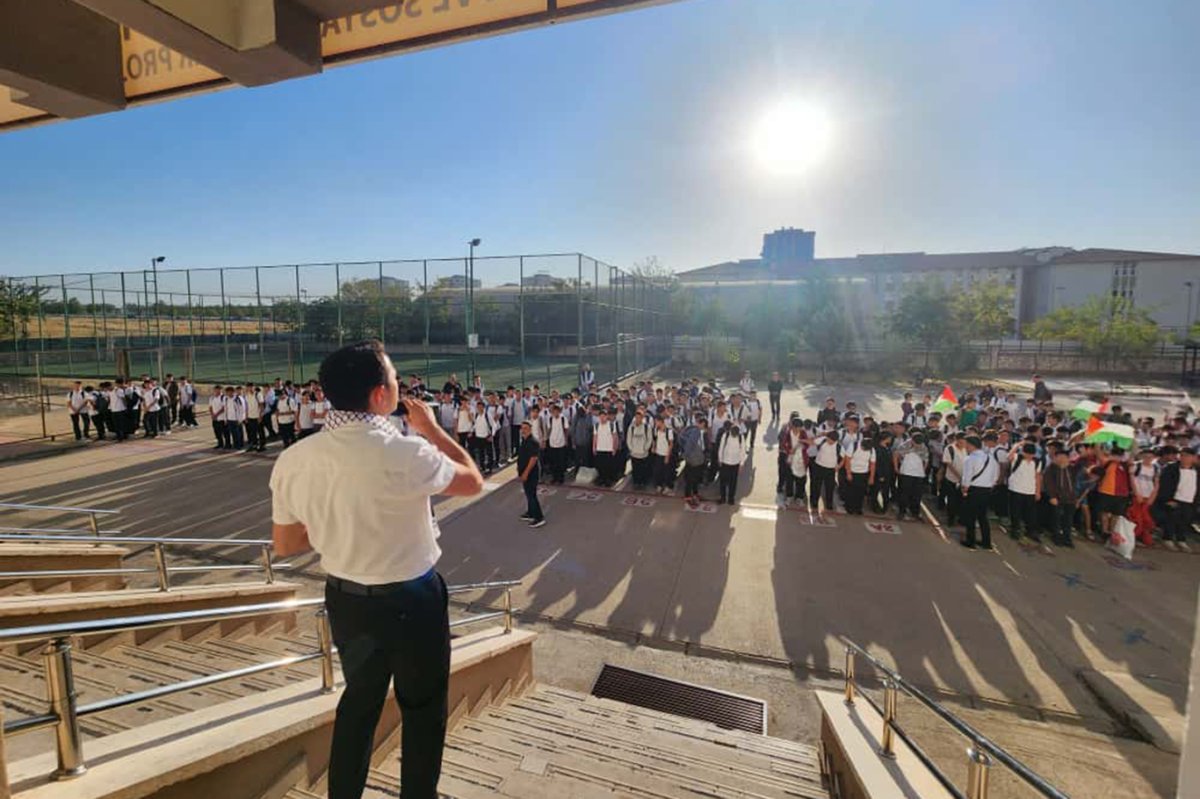 Bugün okullarda ders zili Gazzeli çocuklar için çaldı